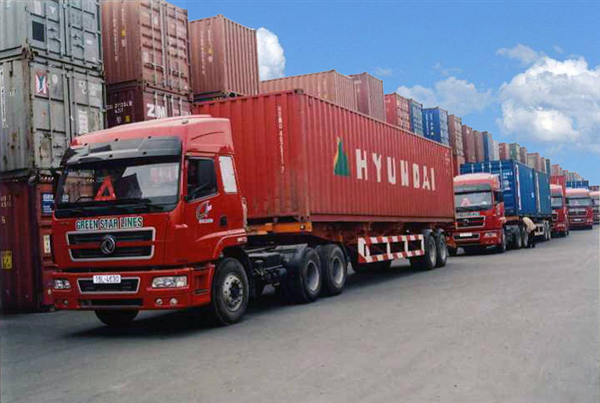 Cách xếp đồ lên xe tải vận chuyển được công ty Logistics áp dụng